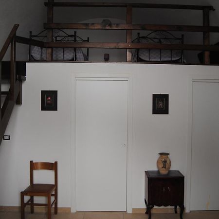 B & B Palazzo Maestro & Corte Maestro Rooms กัลลีโปลี ห้อง รูปภาพ