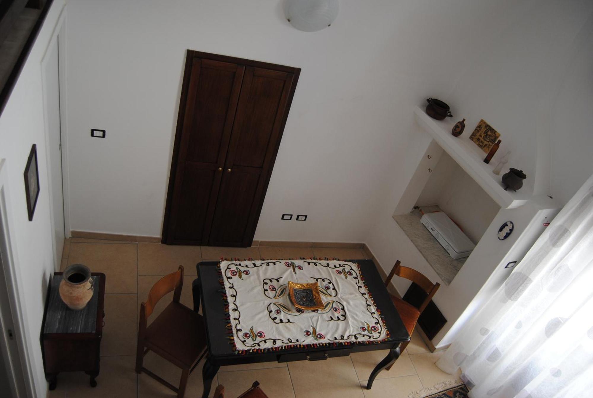 B & B Palazzo Maestro & Corte Maestro Rooms กัลลีโปลี ห้อง รูปภาพ